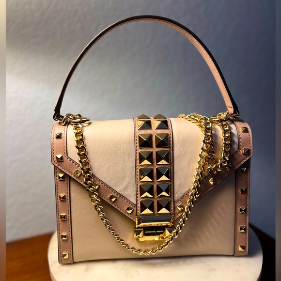 Michael Kors EUC Whitney Studded Colorblock Leather Convertible
Shoulder… - Picture 7 of 17
